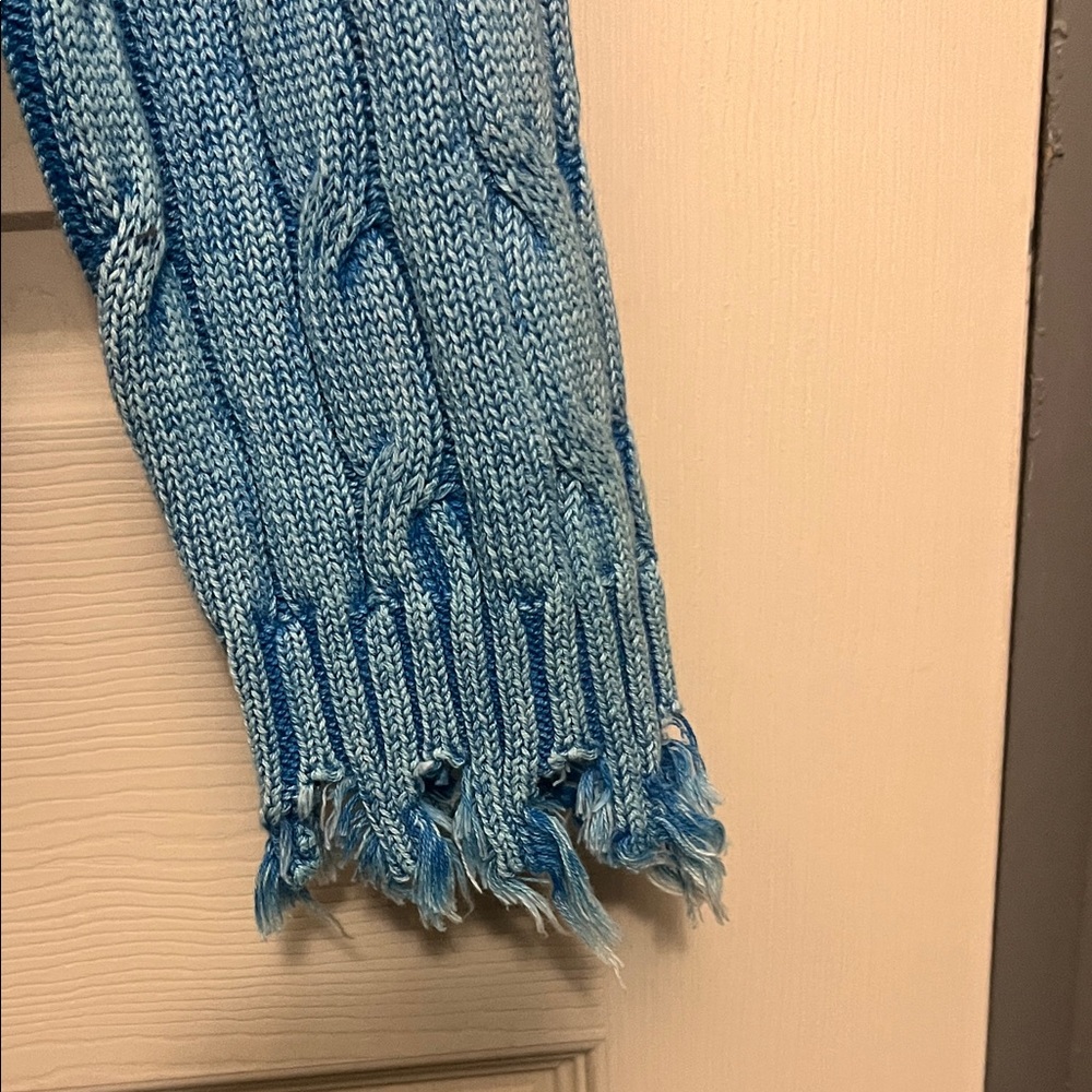 Cozy Blue Cable Knit Sweater - Picture 5 of 8
